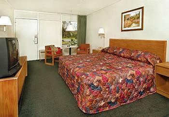 Motel 6 Columbia - University Of South Carolina エクステリア 写真
